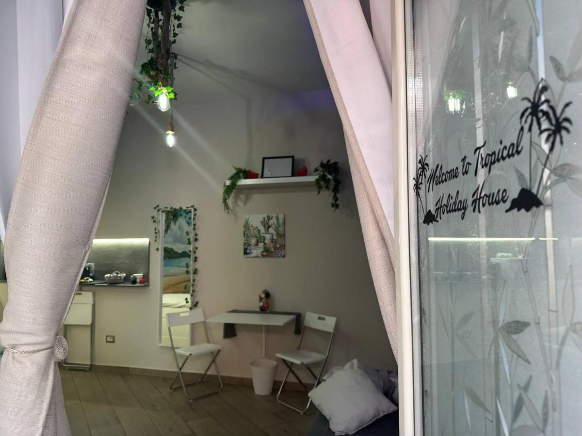 Tropical Holiday House 卡塔尼亚 外观 照片